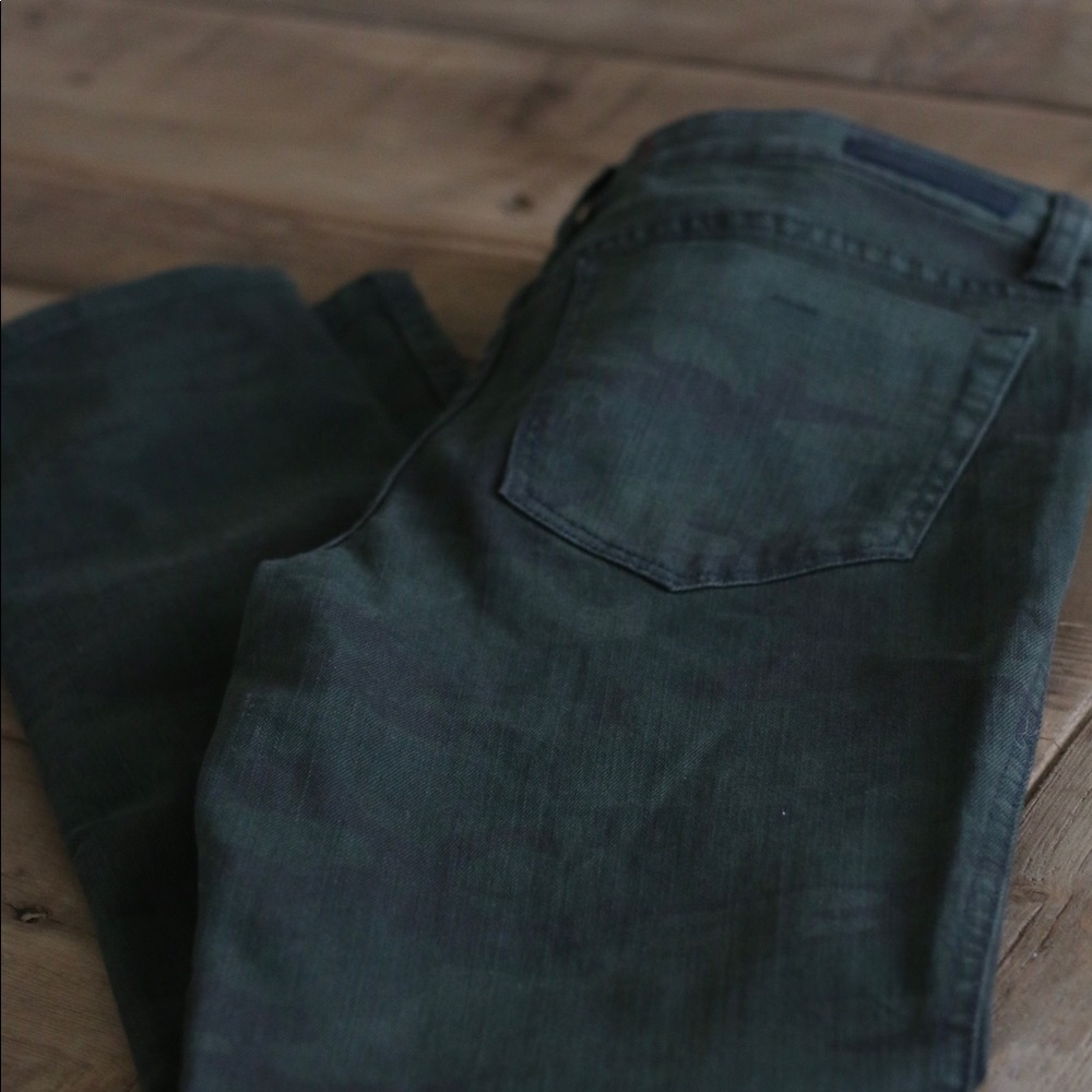Sanctuary skinny jeans. Size 26. High rise. Camo